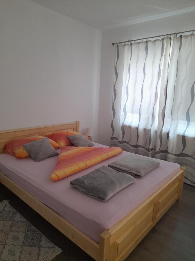 Studio Apartments Adian Korenica Εξωτερικό φωτογραφία